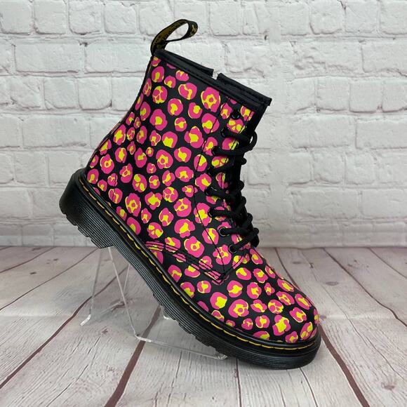 Dr. Martens 1460 Pink Leopard Hydro Leather Lace Up Boots Girls Youth Size 3 - Picture 1 of 10